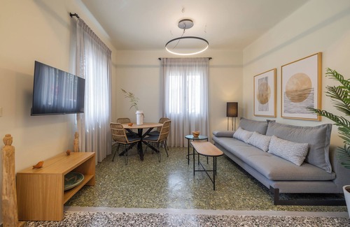 Argostoli Town Apartment | Athena - 2 Bedroom Apartment Argostoli