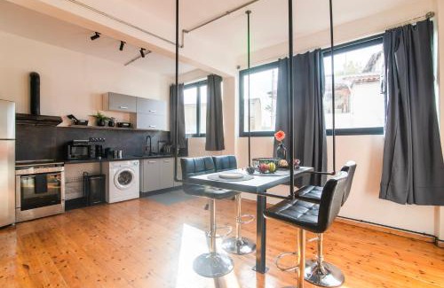 Psirri Apartment | Athena's Forge