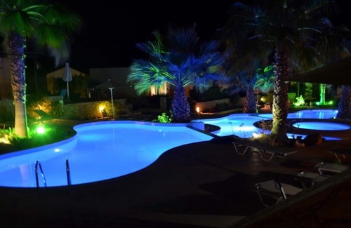 Panormos Apartment | Athena's Hideaway