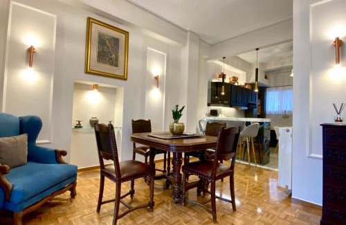 Psirri Apartment | Athenian Condo