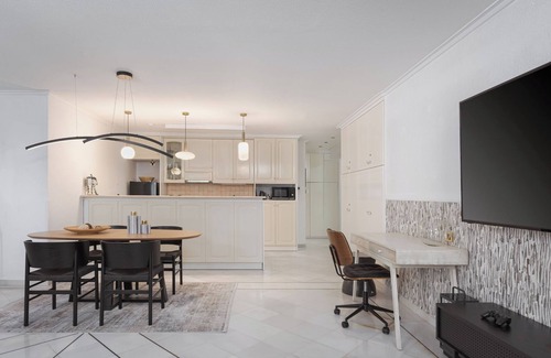 Glyfada Apartment | Athenian Secret Glyfada
