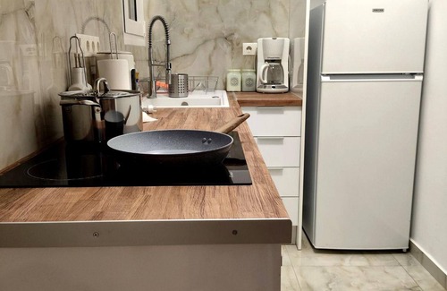 Khalandrion Apartment | Athenian Stay Chara's Apartment