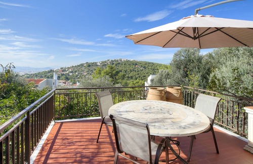 Penteli Apartment | Athens,Pendeli apartment