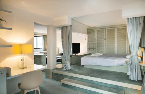 Ilisia Apartment | Athens Penthouse Suite on 6th floor