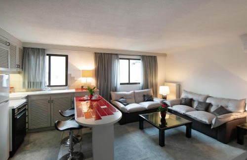Ilisia Apartment | Athens Penthouse Suite on 6th floor