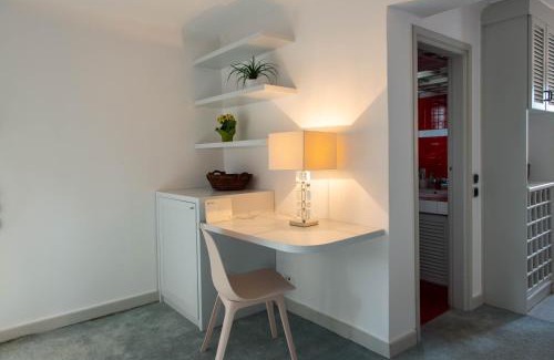 Ilisia Apartment | Athens Penthouse Suite on 6th floor