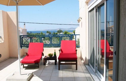 Nea Smirni Apartment | Athens Riviera Beach|7 mins WALK Beach|Sea View|Parking| "Best of Both Worlds"