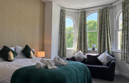 Douglas Bed & Breakfast | Athol House