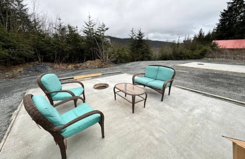 Bear Creek Cabin | Atigun's MountainTop Cabin