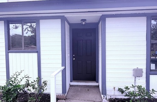 Sandalwood House | Atlantic - Spacious - Beach - Town Center - Mayo Clinic - Privacy-Center Spot