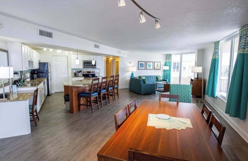 Daytona Beach Shores Apartment | Atlantic Terrace | 2 Bedroom Suite w/Balcony