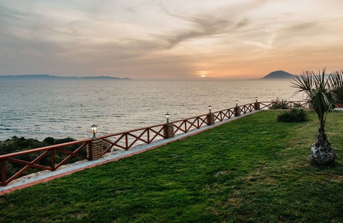 Andravida-Kyllini Villa | Atlas Villa w. private pool & Ionian Sea Vistas