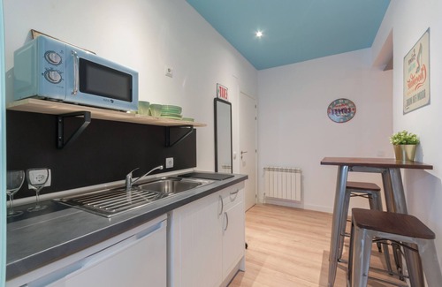 Arganzuela Apartment | Atocha City Centre WiFi-A/C-SmartTV