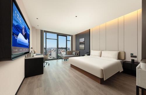 Dongxing District Hotel | Atour Hotel Neijiang North Railway Station Chuanhua Plaza