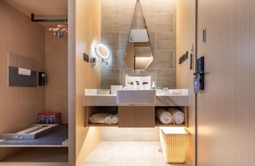 Zhengdong New Area Hotel | Atour Hotel Zhengzhou High-speed Railway East Station