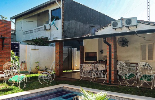 Asuncion House | Attached house w/pool near "La Olla" stadium (Pet-Friendly)