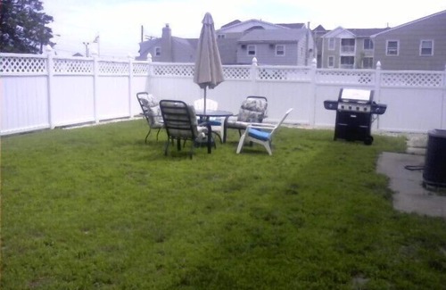 Point Pleasant Beach House | ATTENTION-Families & Retirees! 1 block to beach & boardwalk! Clean & Convenient!