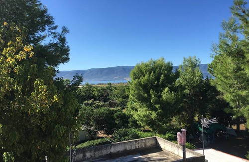 Foce Varano Apartment | Attic room in the park of Gargano
