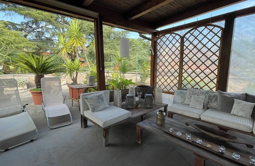 Zona I Val Melaina Apartment | Attic studio apartment in roof garden