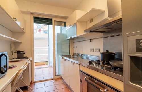 Universita Apartment | Attic with Terrace and Jacuzzi - Luxury Apartment
