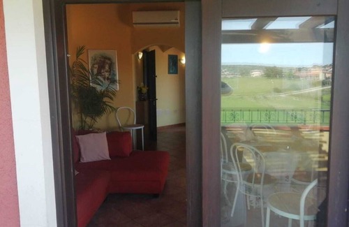 Tergu House | Attico con Grande Terrazza in Zona Tranquilla a Soli 5 Minuti dal Mare