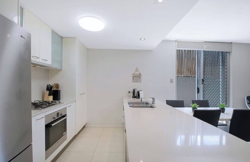 Albion Apartment | Attiva A Brisbane Gem with Pool and Private Patio