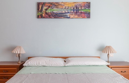 Arona Apartment | Attractive apartment on the first floor with private garden (table, chairs, deckchair and barbecue).
