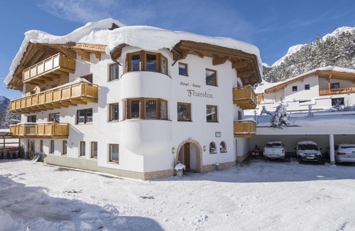 Sankt Anton am Arlberg Apartment | Attractive Apartment in Sankt Anton am Arlberg near Ski Area