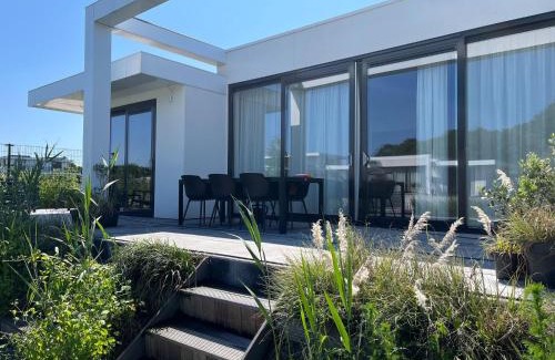 Zeewolde Villa | Attractive villa in Zeewolde with garden