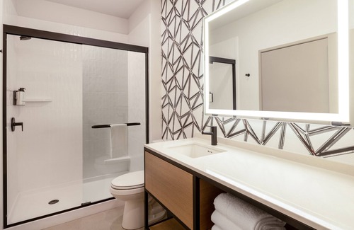 Dupont Hotel | Atwell Suites Denver Airport Tower Road by IHG
