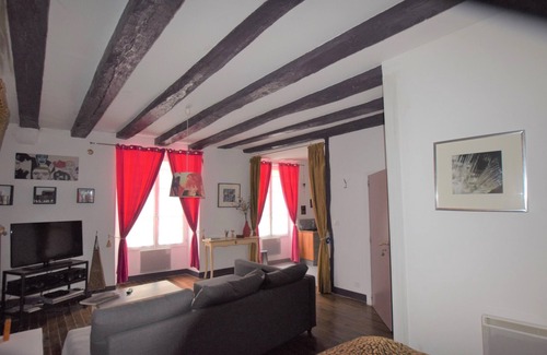 La Roche-Posay Apartment | ATYPICAL APARTMENT IN THE HEART OF THE MEDIEVAL CITY