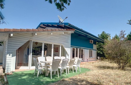 Sanguinet Villa | Atypical, bright house on the edge of a forest, ideal for a large family.