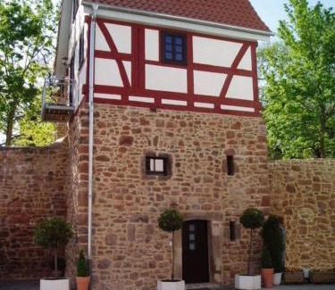 Bad Hersfeld Apartment | Außergewöhnliche Übernachtung im Wehrturm