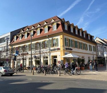 Schwetzingen Apartment | Außergewöhnliches BnbRetreat Schlossnähe, beliebte Restaurants