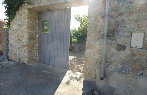 Roquefort-des-Corbieres House | Au Cœur D'un Village et a 10 Minutes des Plages. Animaux de Compagnie Acceptés