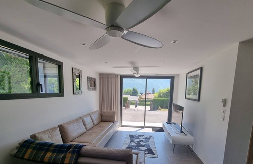 Chaparon Apartment | Au Calme ,10 mn à Pied du lac Dannecy