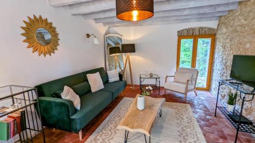 Santenay House | Au fil du temps