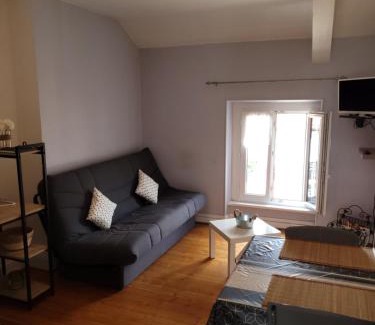 Brioude Apartment | Au pti logis du summer