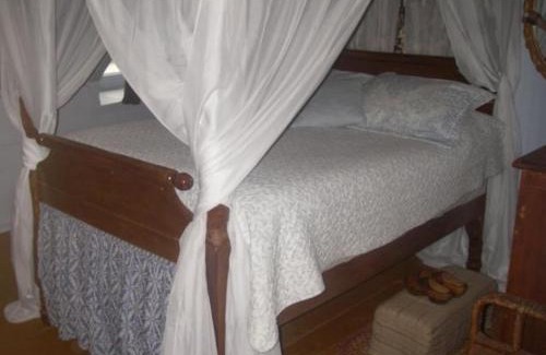 Saint-Pierre-de-l'lle-d'Orleans Bed & Breakfast | Au Vieux Foyer