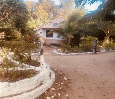 Abeme Hotel | Auberge Culturelle Les Belles Etoiles