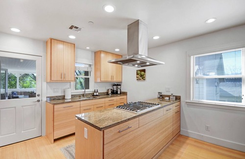 Sonoma House | Auberge Sonoma *Penthouse* - Includes Wine Tasting Passport