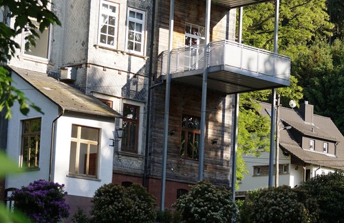 Tabarz Apartment | Auberge Tabarz hospitable apartment in a stylish villa on the Thuringian Rennsteig