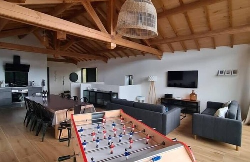 Latouille-Lentillac House | Aubié superbe propriété pour 20 avec piscine