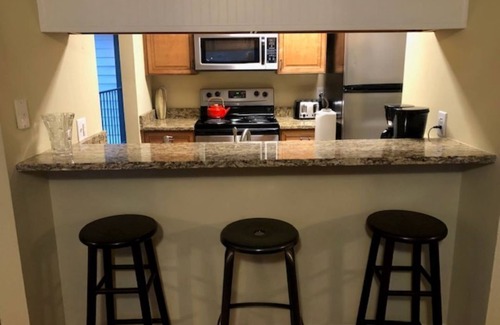 Auburn Condo | Auburn Al Game Day Condo <1 block to Toomer's Corner WAR EAGLE!