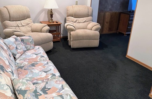 Auburn Hotel | Auburn Inn Motel & Long Creek RV Park