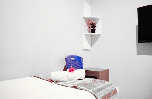 Darmo Hotel | Audah Syariah Residence Mitra RedDoorz