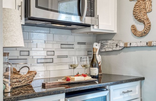 Clipper Cove House | Aug-Oct Reduced!*Private Pool*Firepit*Beach Svc!