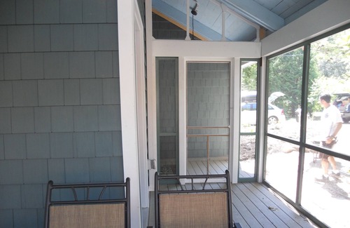 Narragansett House | August 23-30, only one week left. Come when the water is warm!