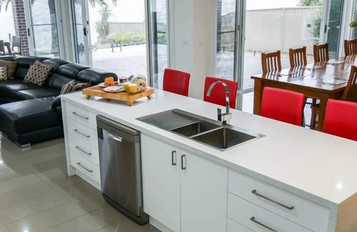 Mulwala House | August-Sept dates available. Be quick or miss out. These dates won't last long!