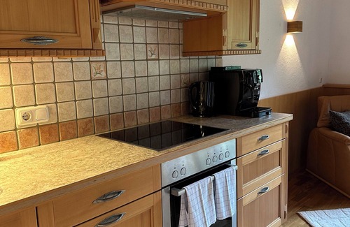 Hallerndorf Apartment | Auhäusl Residence for 6 with private Sauna & Garden